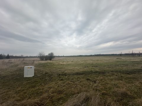 Eladó Telek 9098 Pér 