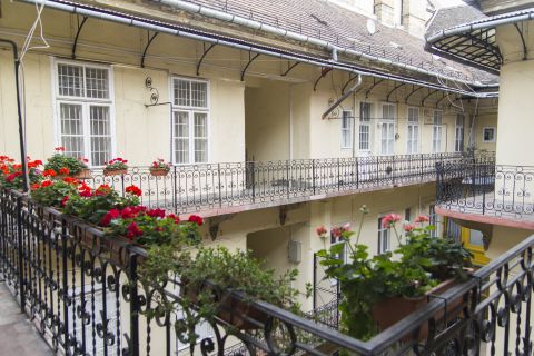 Eladó Lakás 1053 Budapest 5. kerület Magyar utcára néző, dizájn lakások 
