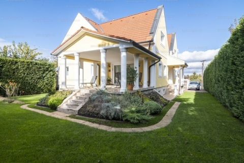Eladó Ház 2143 Kistarcsa 