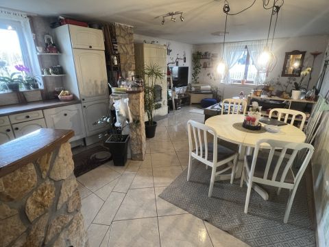 Eladó Ház 8154 Polgárdi csendes utcában