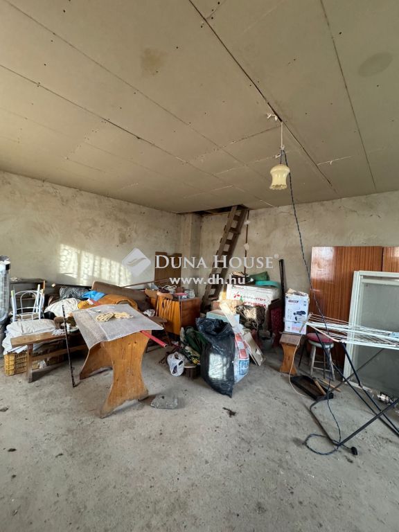 4002 Debrecen , Debrecen táblától 5 percre autóval Szikigyakorban — 1/19