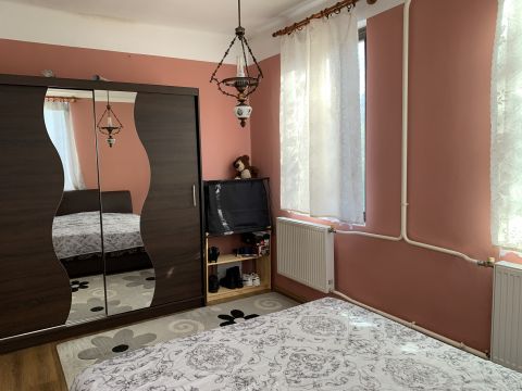 Eladó Ház 2162 Őrbottyán Őrbottyán, Fő út