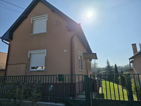 Eladó Ház 2212 Csévharaszt 