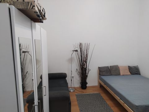 Kiadó Lakás 1074 Budapest 7. kerület 