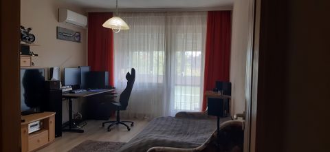 Eladó Lakás 6600 Szentes , Szentes, központ