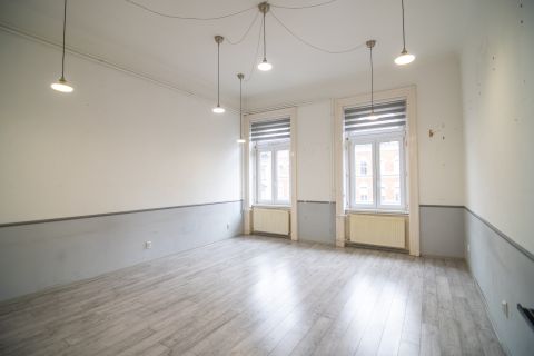 Eladó Lakás 1073 Budapest 7. kerület 