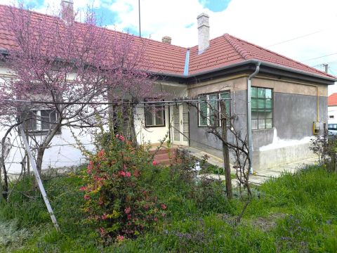 Eladó Ház 7712 Dunaszekcső 