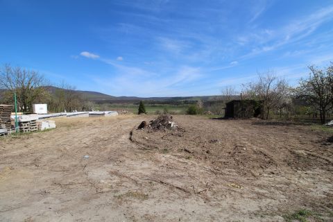 Eladó Telek 2600 Vác 