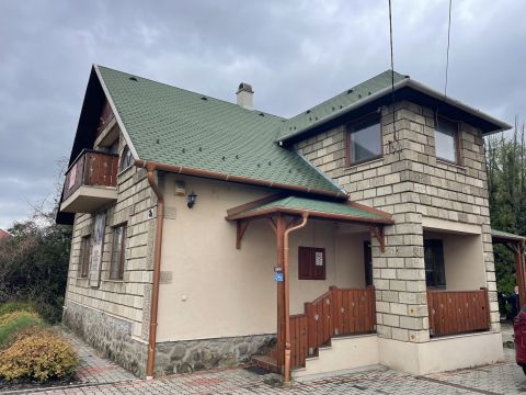 Eladó Ház 2112 Veresegyház , Szadai út