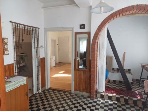 Eladó Ház 8297 Tapolca Tapolca, Fő út