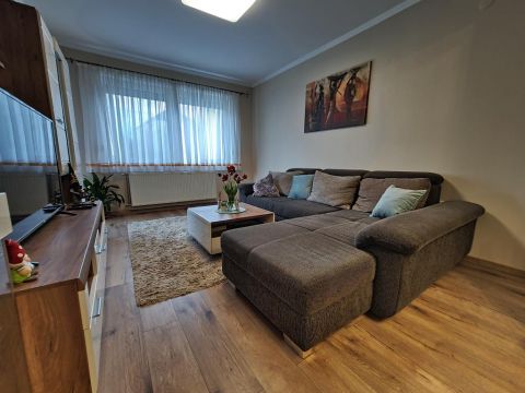 Eladó Lakás 8500 Pápa , 8500 Pápa, belváros