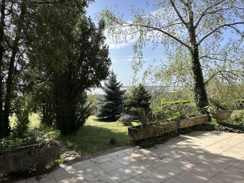 Eladó Ház 2481 Velence 