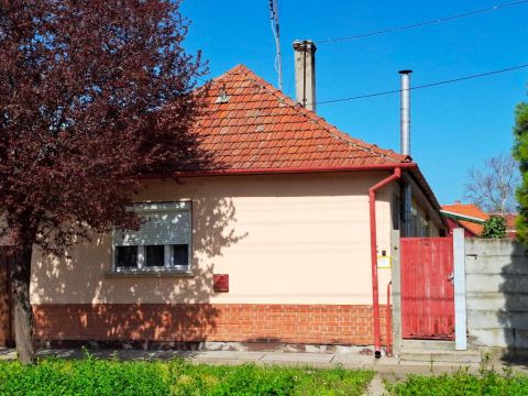 Eladó Ház 5700 Gyula , 5700 Gyula, Magyarváros.