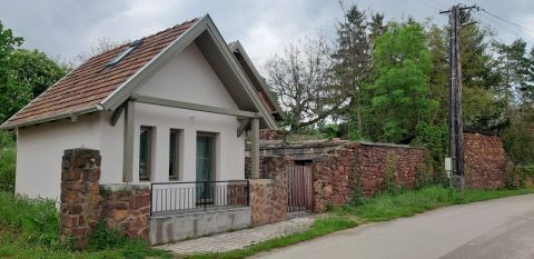 Eladó Ház 8254 Kővágóörs , Kővágóörs, Önkormányzat közelében.