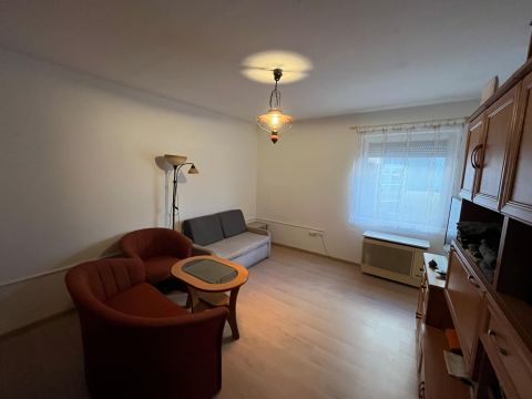 Eladó Ház 2700 Cegléd , Családi ház csendes, nyugodt környéken!