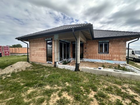 Eladó Ház 9700 Szombathely 