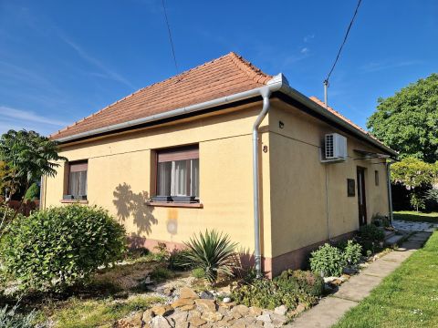 Eladó Ház 8391 Sármellék 