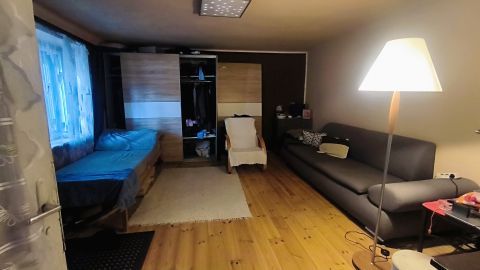 Eladó Ház 2481 Velence Velencén hangulatos parasztház nagy kerttel