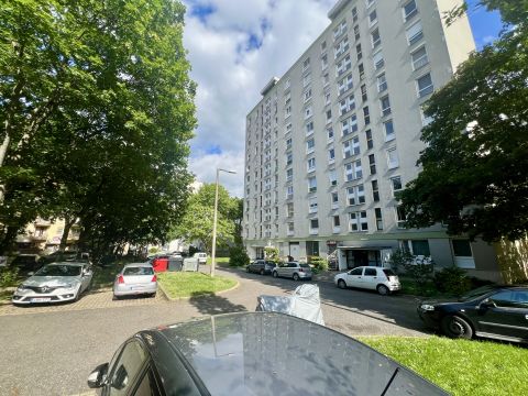 Eladó Lakás 7624 Pécs 