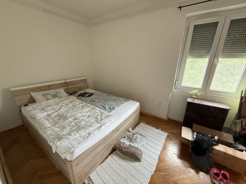 Eladó Lakás 7629 Pécs 