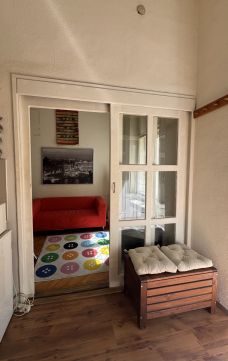 Eladó Lakás 1061 Budapest 6. kerület Jó állapotú, első emeleti garzon lakás a Király utcában