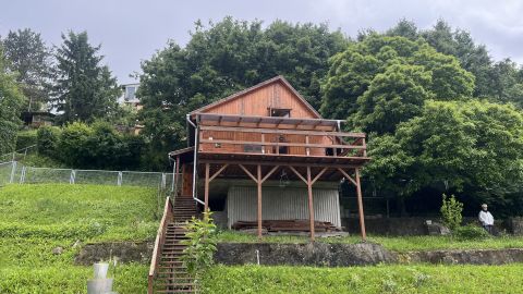 Eladó Ház 2000 Szentendre , Szentendrén csendes utcában páratlan panorámával 