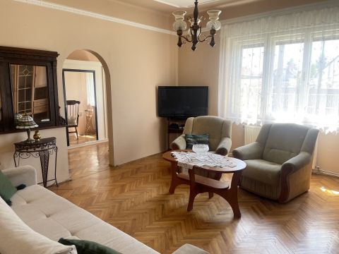 Eladó Ház 2700 Cegléd 