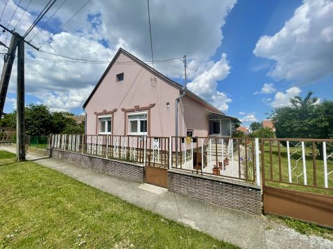Eladó Ház 7361 Kaposszekcső , Jókai utca