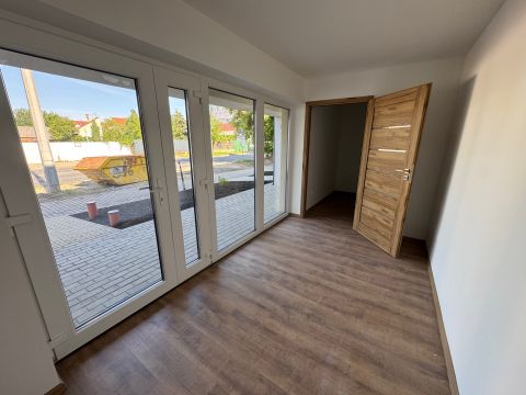Eladó Üzlethelyiség 4400 Nyíregyháza 