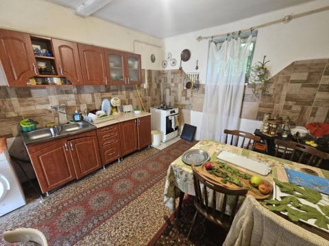 Eladó Ház 5062 Kőtelek , 5062 Kőtelek, csendes