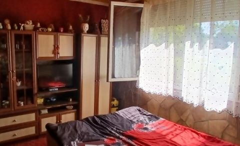 Eladó Lakás 2800 Tatabánya 