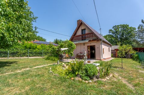 Eladó Ház 2015 Szigetmonostor , Horány Családi ház
