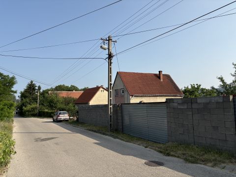 Eladó Telek 2509 Esztergom 