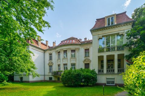 Eladó Lakás 1145 Budapest 14. kerület , Herminamezőn villa épület gyönyörű lakása, garázzsal!