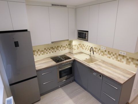 Eladó Lakás 6000 Kecskemét , Új,liftes,erkélyes lakások garanciával, saját parkolóval!