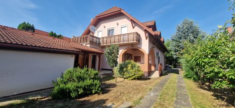 Eladó Ház 8630 Balatonboglár , Csendes környék