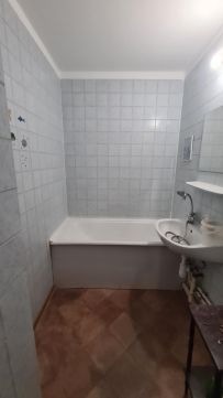 Kiadó Lakás 7631 Pécs 
