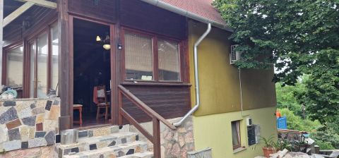 Eladó Ház 2500 Esztergom 