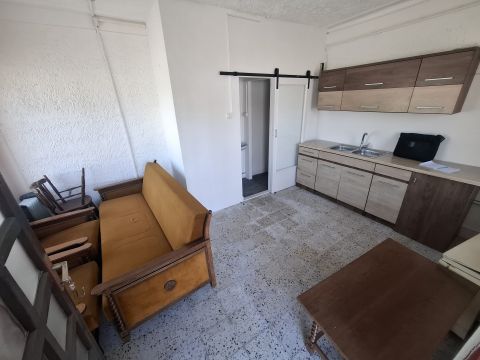 Kiadó Lakás 6100 Kiskunfélegyháza , Kiadó vállalkozásnak, vagy lakhatásra
