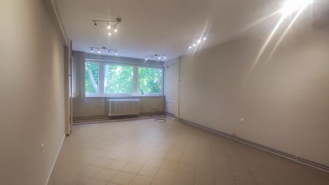 Eladó Irodaépület 7400 Kaposvár 