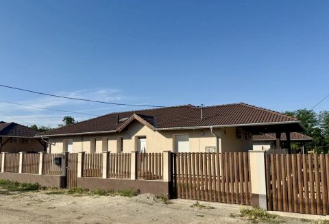 Eladó Ház 2360 Gyál 