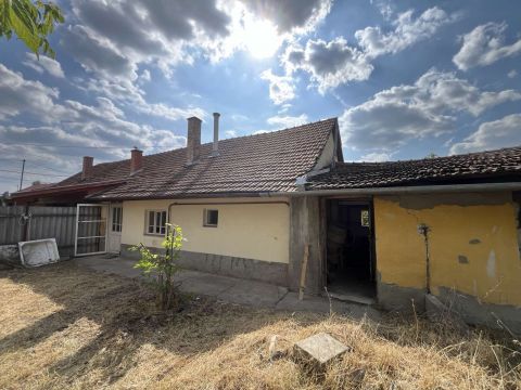 Eladó Ház 6060 Tiszakécske , Tiszakécske Belvárosában