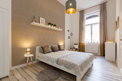 Kiadó Lakás 1132 Budapest 13. kerület , Újlipótban a Kádár utcában, bútorozott,felújított nappali + 