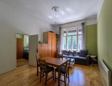 Kiadó Lakás 1132 Budapest 13. kerület Kresz Géza utcában, 2 szobás, gépesített, bútorozott lakás.