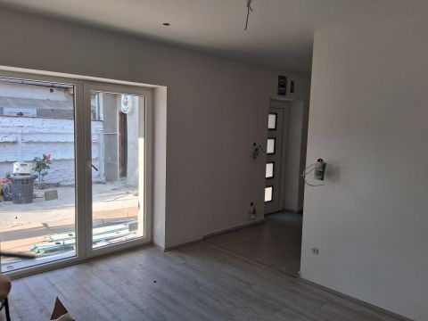 Eladó Lakás 7630 Pécs 