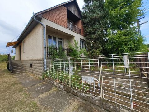 Eladó Ház 4432 Nyíregyháza , Nyírszőlős központhoz közeli részén
