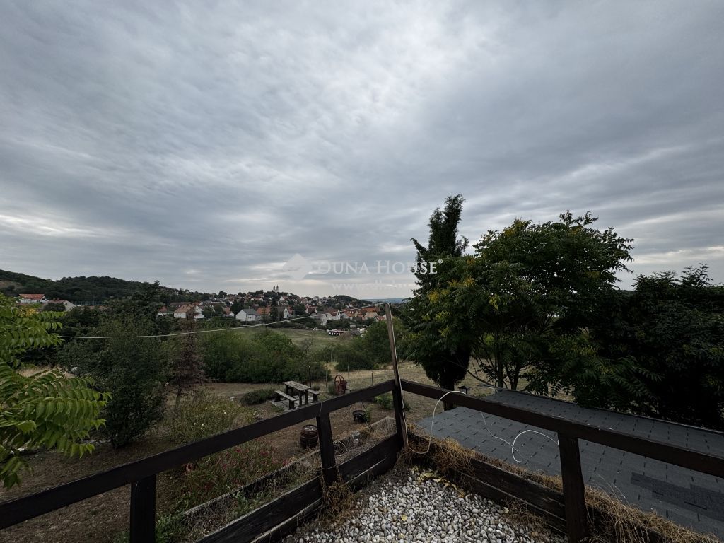 8237 Tihany , Panorámás Belső tó — 1/13