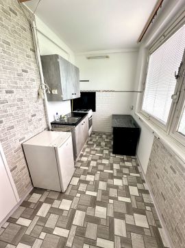 Kiadó Lakás 6000 Kecskemét 