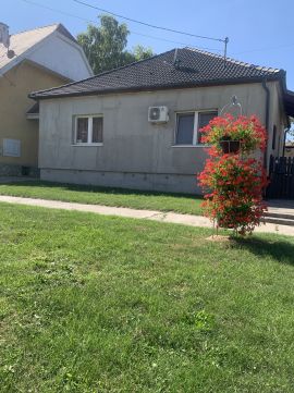 Eladó Ház 7191 Hőgyész központi részén