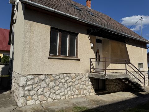 Eladó Ház 7150 Bonyhád 